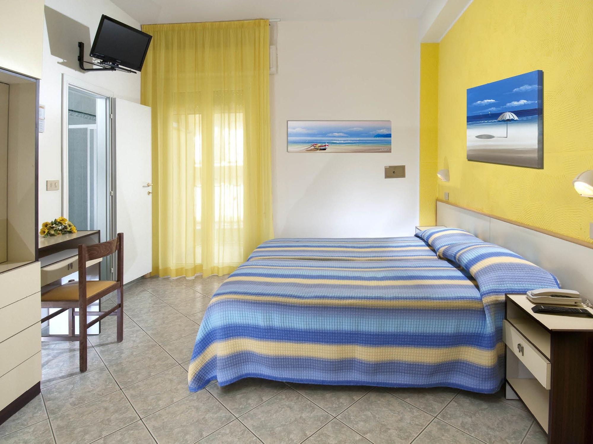 Hotel Gloria Gabicce Mare Esterno foto