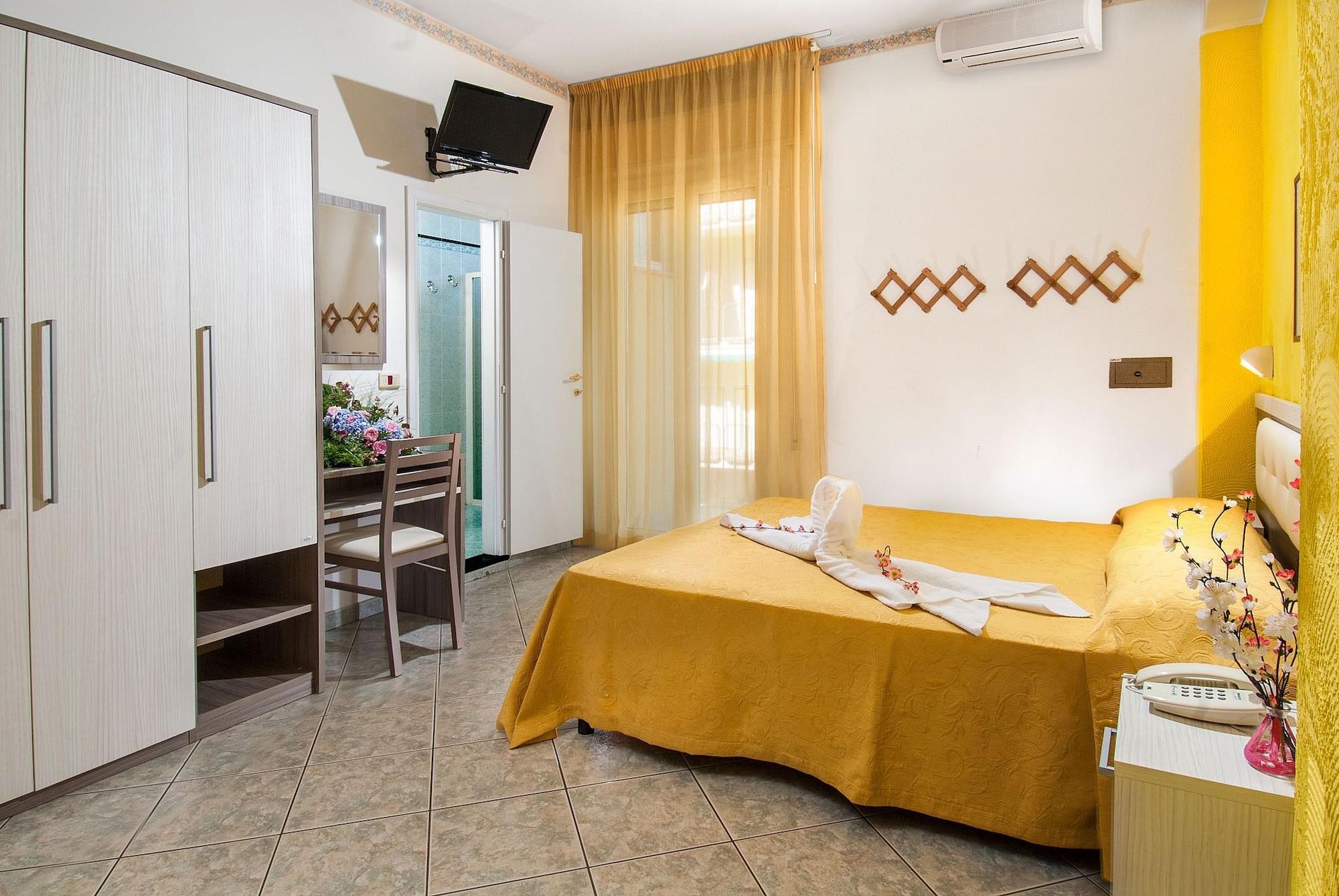 Hotel Gloria Gabicce Mare Esterno foto