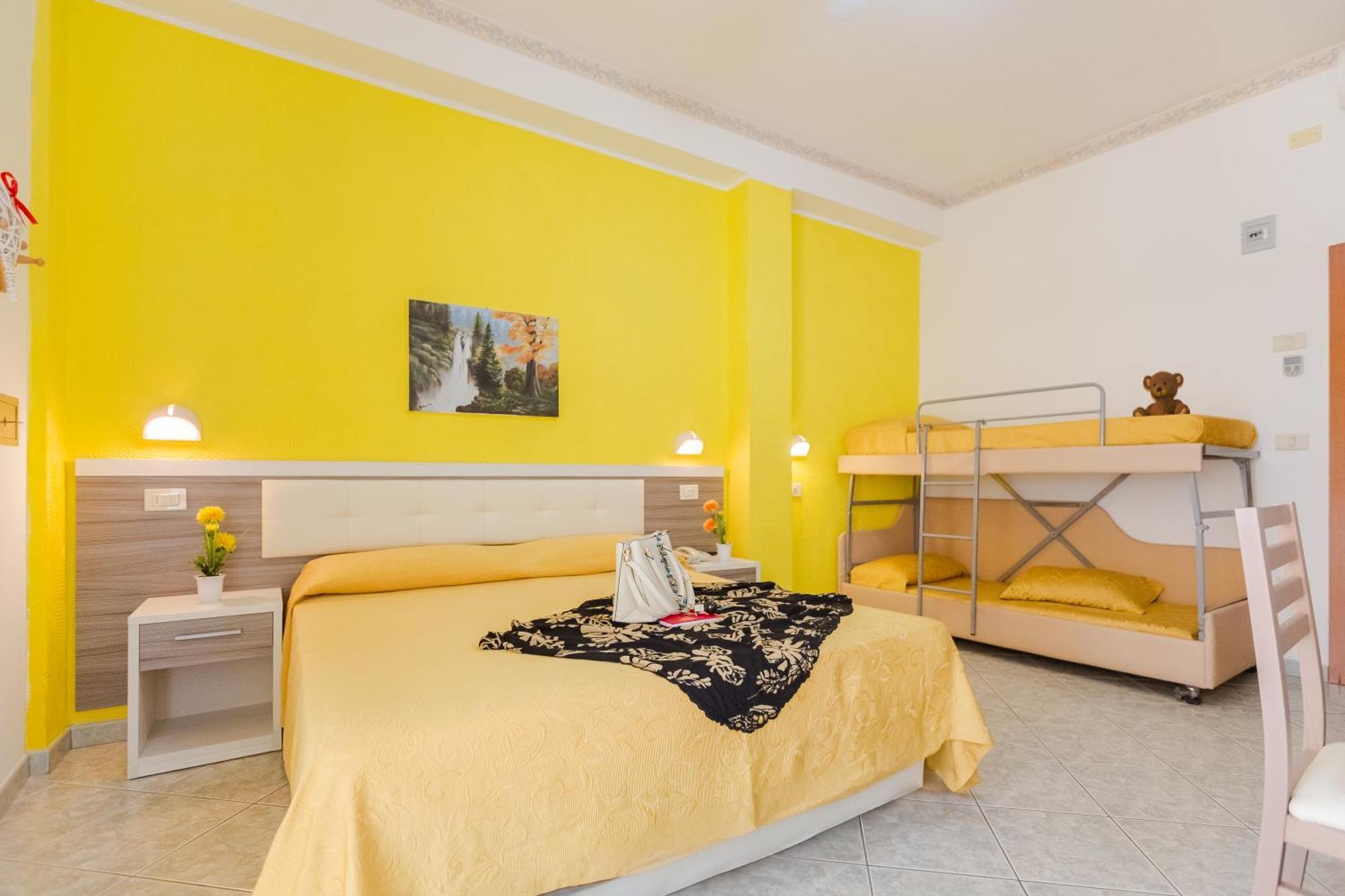 Hotel Gloria Gabicce Mare Esterno foto